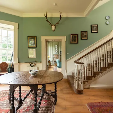The Coach House At Ballinderry Park バリナスロー